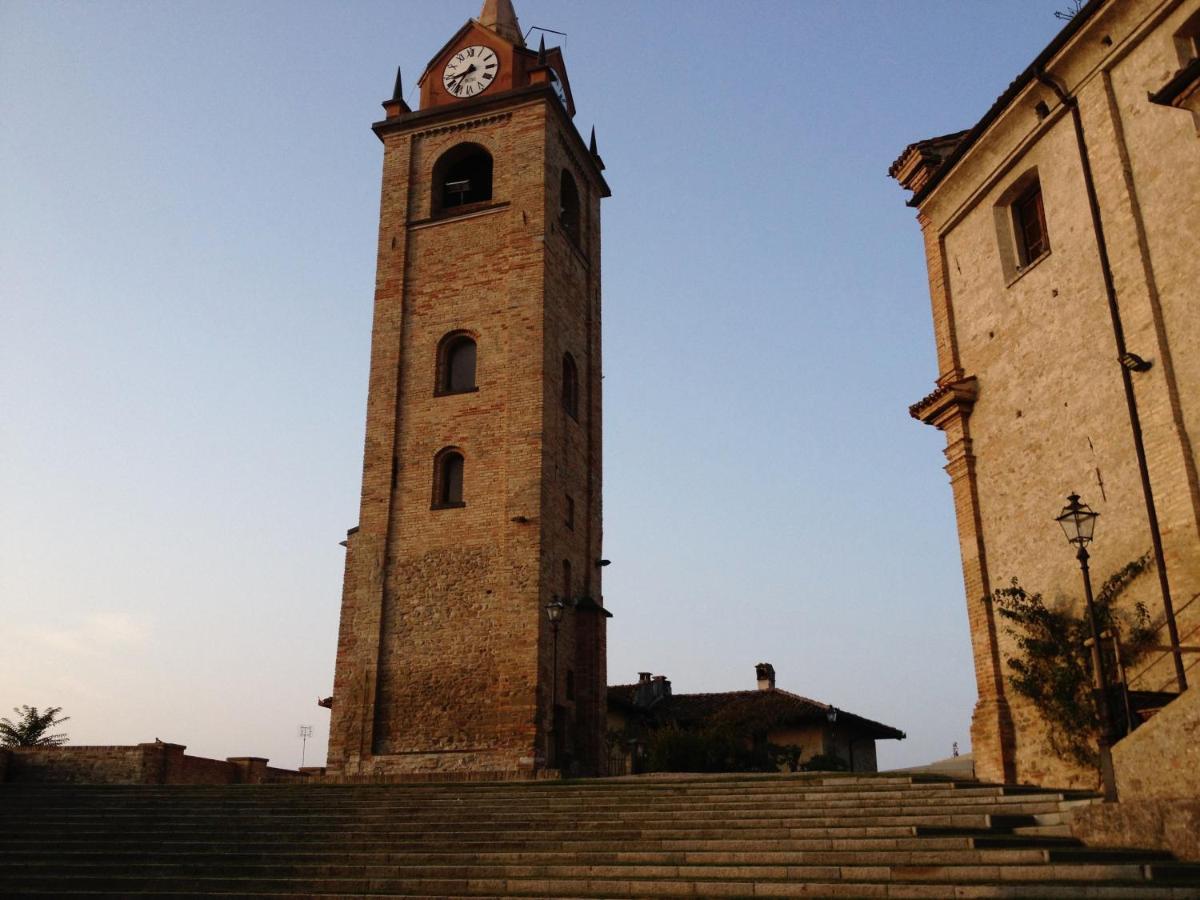 Hotel Palazzo d'Assi Monforte dʼAlba Esterno foto